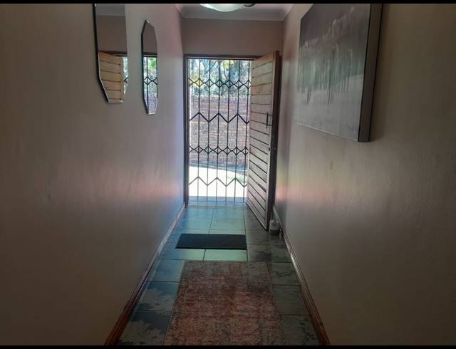 4 BEDROOM HOUSE FOR SALE IN SAFARI GARDENS